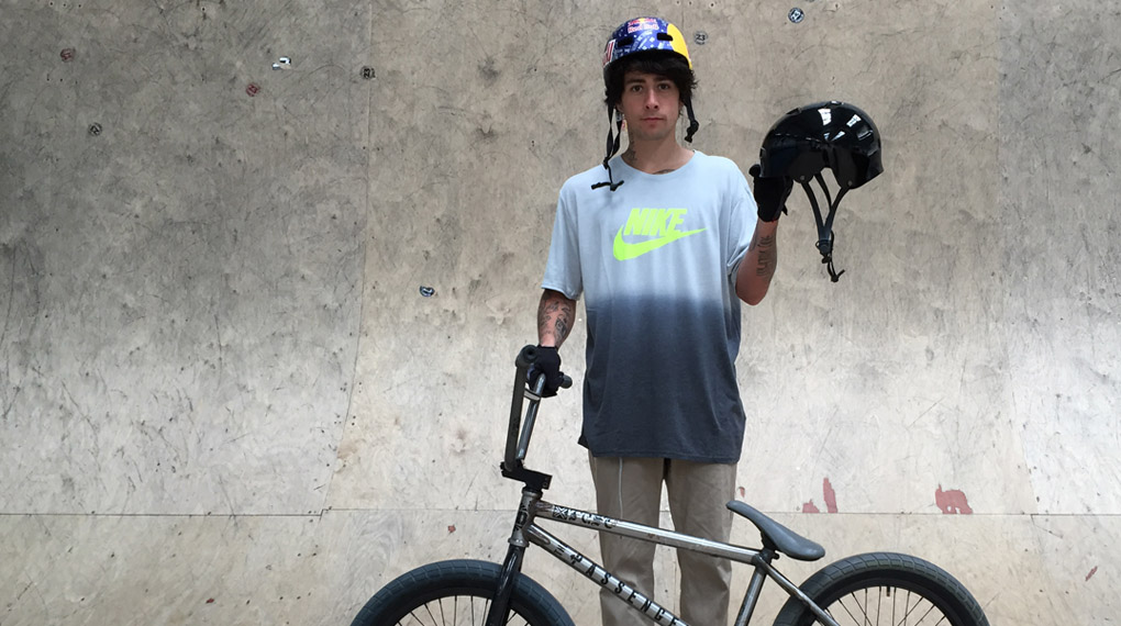 Jetzt mitmachen und gewinnen! Wir verlosen ein Schutzkleidungsset (Helm + Schien-, Ellbogen und Knieschoner) von FUSE Protection. Hier erfährst du mehr.