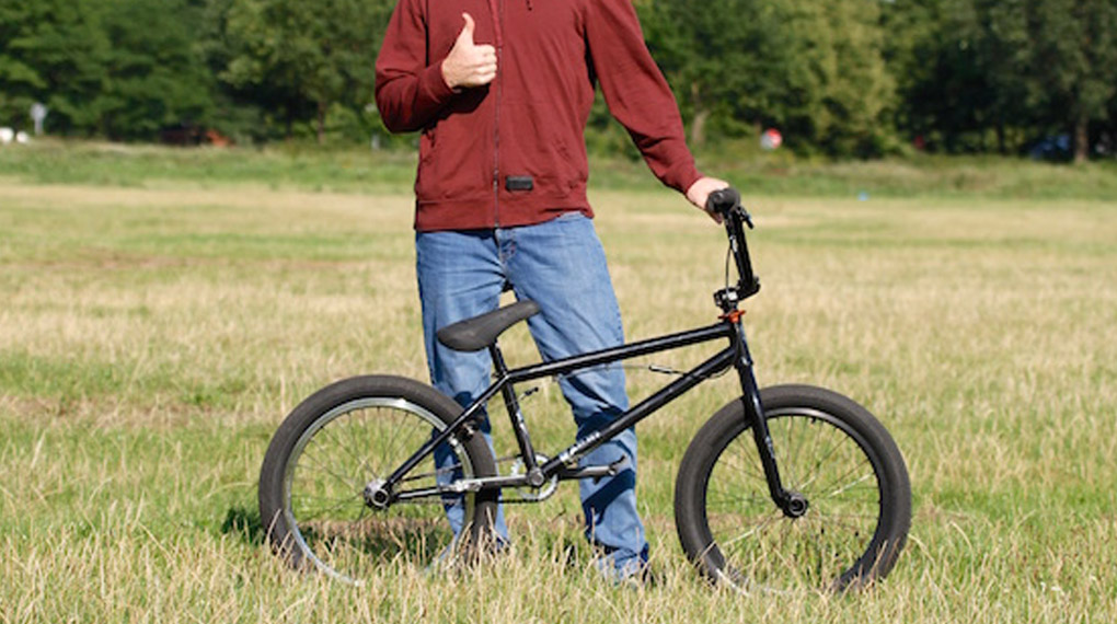 Verstärkung für Leon Hoppe: Hier verraten wir, wer der neue deutsche Teamfahrer bei Radio Bikes ist.