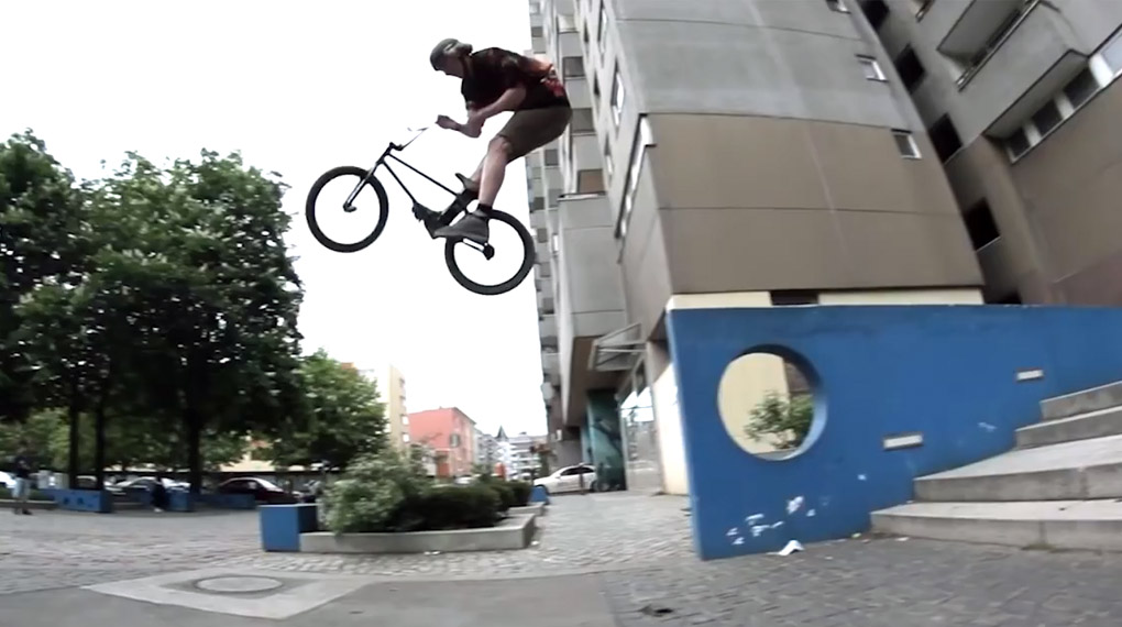 Die Was Gibt Crew aus den Niederlanden war acht Tage lang auf den Straßen von Berlin unterwegs. Da kommt schon der ein oder andere gute Clip zusammen.