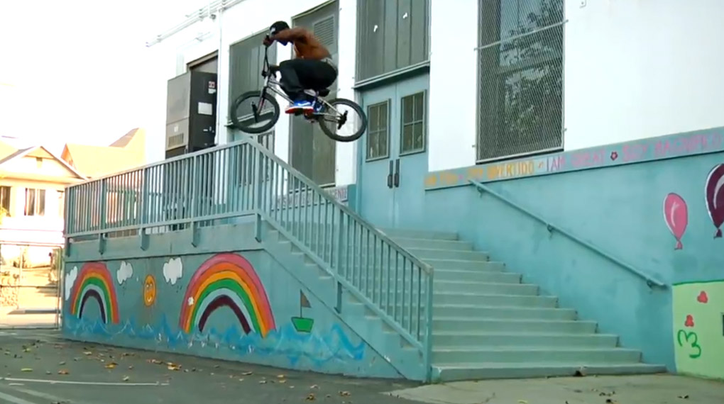 Sein loses Mundwerk und sein unwiderstehlicher Pop sorgen in Gabe Brooks