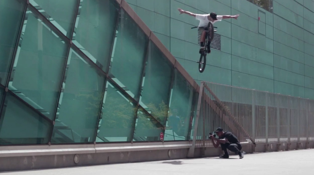 Die französische Delegation von 4Down Distribution hat unter der Führung von Alex Valentino nach Toulouse besucht. Das Video von ihrem Trip ist très bien!