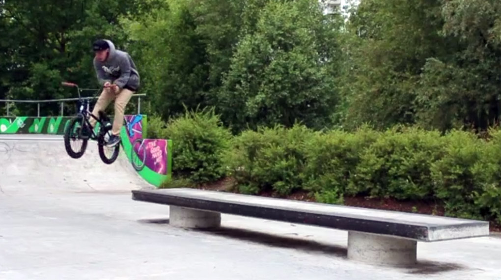 Einmal kreuz und quer durch die Hauptstadt in nur drei Minuten: Peter Savelsberg hat für dieses Video Spots überall in Berlin besucht.