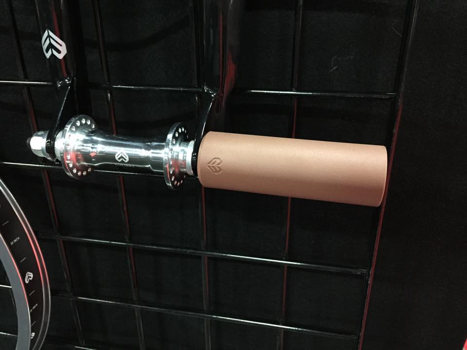 éclat Venom Plastikpegs Volume 2