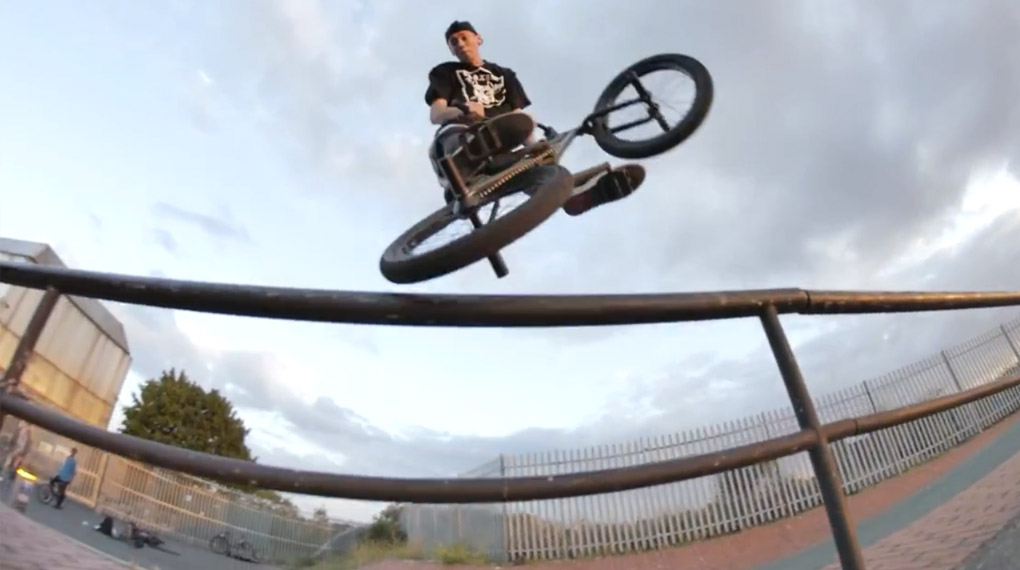 Ollie Evans und Joe Jarvis haben für ihr Video der Split Series von Federal Bikes die Straßen des Vereinigten Königreichs unsicher gemacht. Nice one, lads!