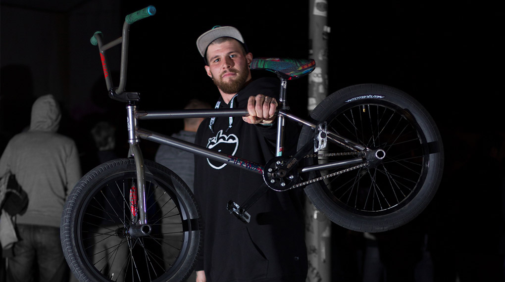 Stephan Götz wird über AllRide BMX Distribution mit Stranger unterstützt. Wir haben uns für diesen Bikecheck sein aktuelles Rad einmal genauer angeschaut.