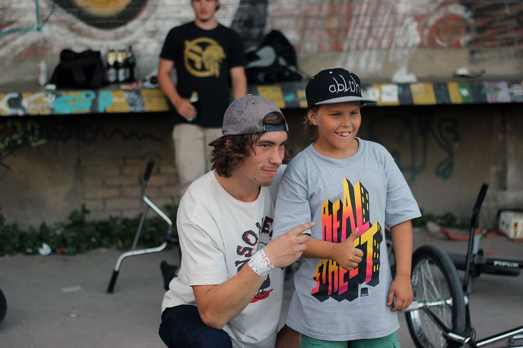 Dillon und ein Fan in Stuttgart; Foto: Paul Robinson