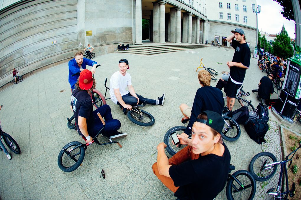 Keine Streettour in Berlin ohne einen Zwischenstopp am Frankfurter Foto: Ben McPherson