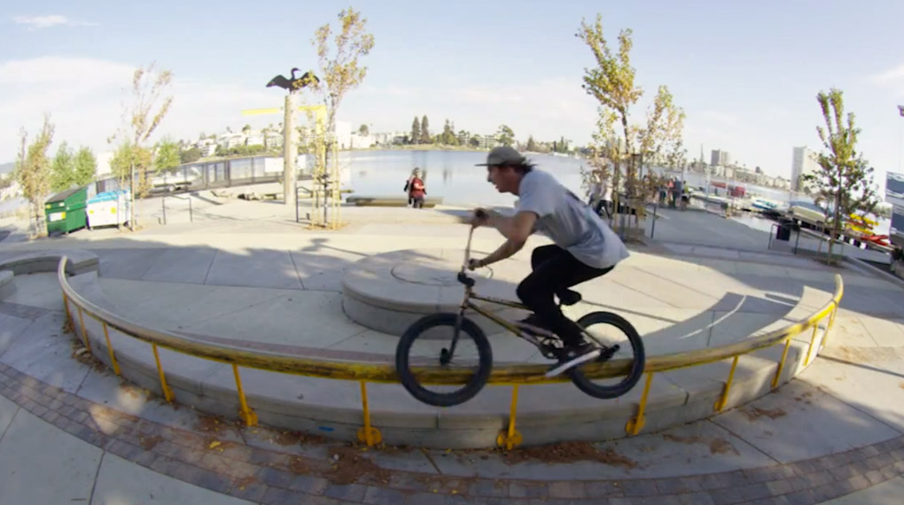 Christian Rigal hat für Demolition ein neues Video am Start, das randvoll mit haarigen Grinds bzw. Slides ist, die seine Plastikpegs zum Schmelzen bringen.