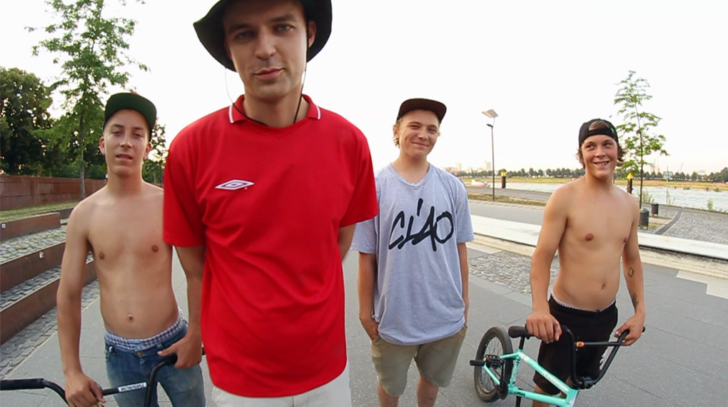 Zur Brudi-Sonderedition von Game of HORST sind Antonio und Fernando Laczko an einem viel zu heißen Sommerabend am Kap 686 in Köln gegeneinander angetreten.