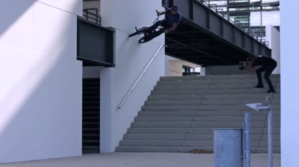 Peter Adam hat für wethepeople mit 