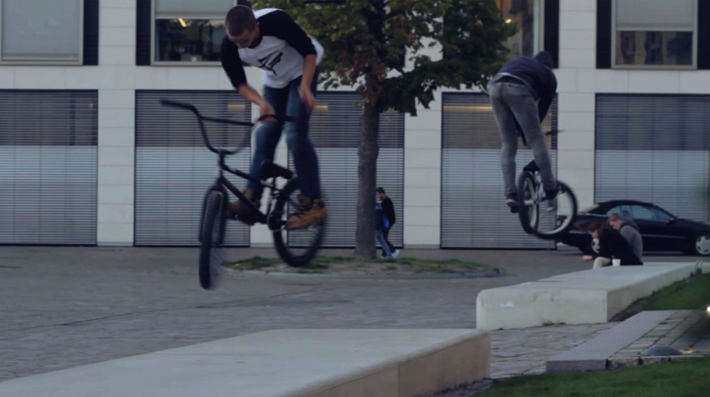 Der Award für den Nachwuchsfahrer des Jahres beim Bangers-Videocontest 2015 ging nach Oldenburg. Hier ist das Video von Moritz Wolf und David Gödecke.