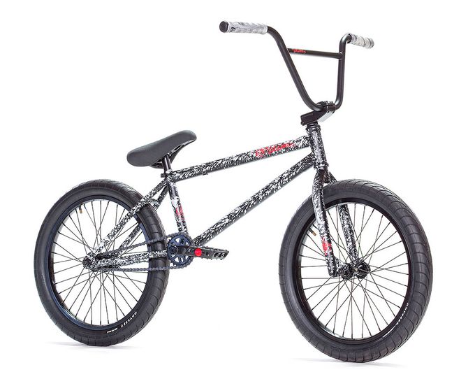 Alle Teilnehmer_innen an unseren Rider of the Year Awards 2015 nehmen automatisch an einer Verlosung teil, deren Hauptpreis dieses Broc Raifords Signaturekomplettrad von Volume Bikes im Wert von 799,99 Euro ist, das uns freundlicherweise von Sport Import zur Verfügung gestellt wurde.