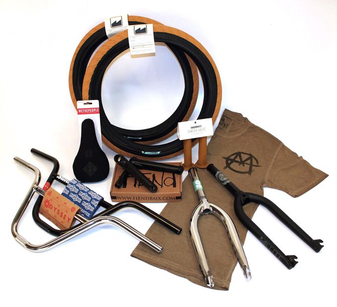 Bei den freedombmx Rider of the Year Awards haben alle Teilnehmer die Chance, Preise von einen Haufen Preise von Fiend, Markit Denim, Merritt, Odyssey, Sunday Bikes, Volume Bikes und wethepeople abzustauben.