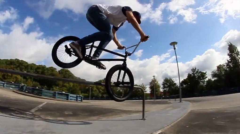 Aus Lüneburg hat uns dieser Streetedit von Jannik Raykowski erreicht, in dem es viele interessante Spots zu sehen gibt, die der Protagonist zu bedienen weiß.