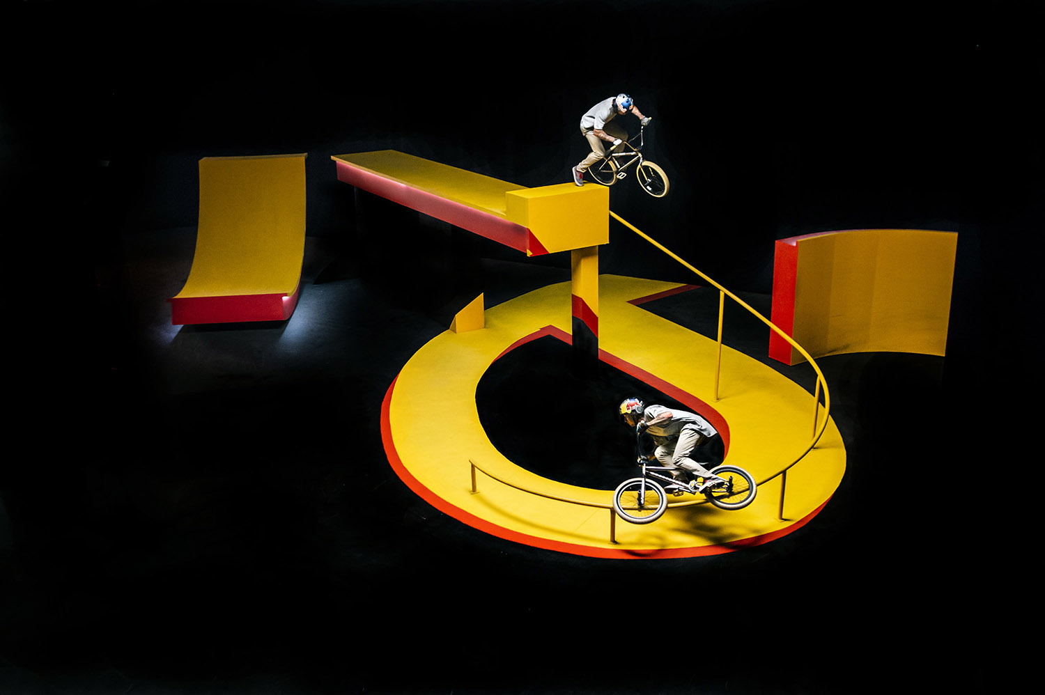 Footplant to Curved Downrail auf die harte Tour; Foto: Fred Murray / Red Bull Content Pool