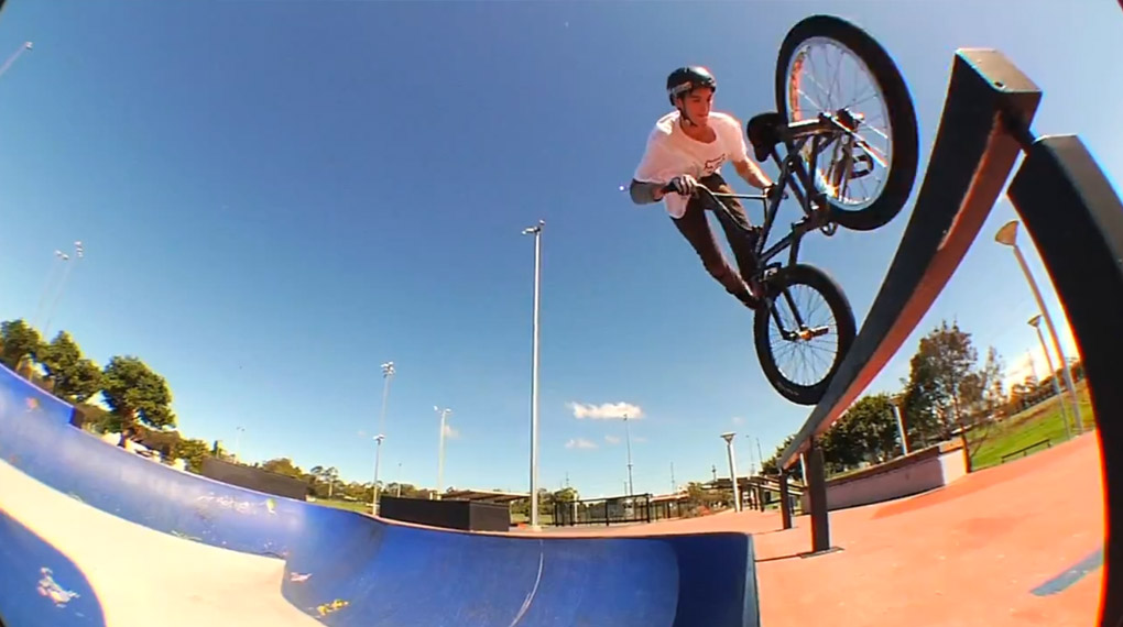 ABRISS! Fünf Tage lang haben Alex Hiam und Troy Charlesworth im Auftrag von Colony in Brisbane gewütet und das Ergebnis ist einfach nur heavy!