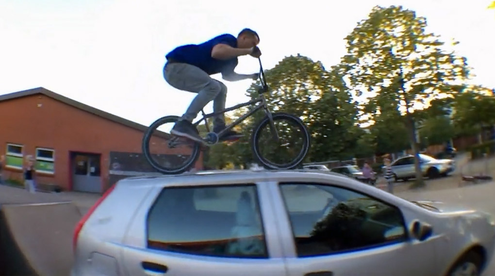 Gib dir lieb! Mölln Mixtape 4 in da house mit Martin Krüger, Tim Güntner, Niklas Wille, Pierre Hinze, Dennis Erhardt und vielen anderen Stars der BMX-Szene.