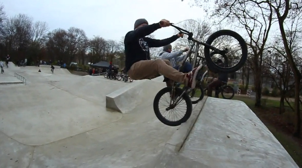 Die Schüssel ist tot, lange lebe die Schüssel! Hier findest du ein Video von der ersten offiziellen Session an der Salatschüssel 2.0 in Köln-Ehrenfeld.