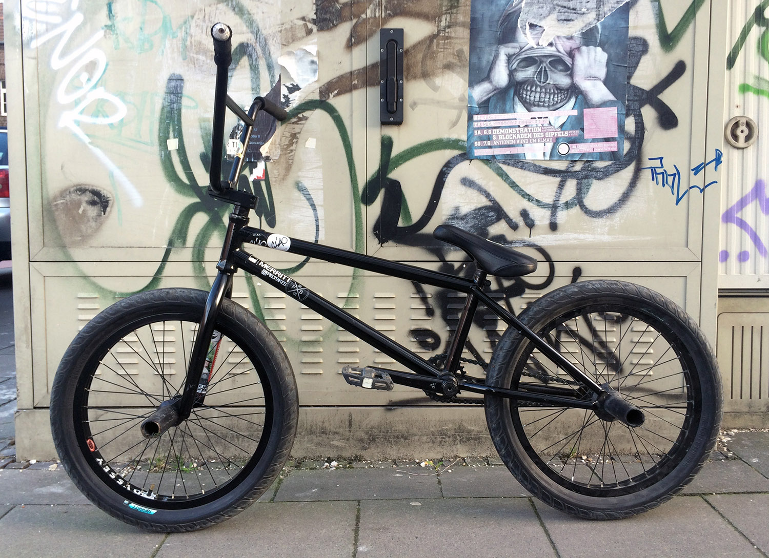 Christian Hegers Felt Mofongo mit 21,25"-Oberrohr und jeder Menge Anbauteile von Merritt