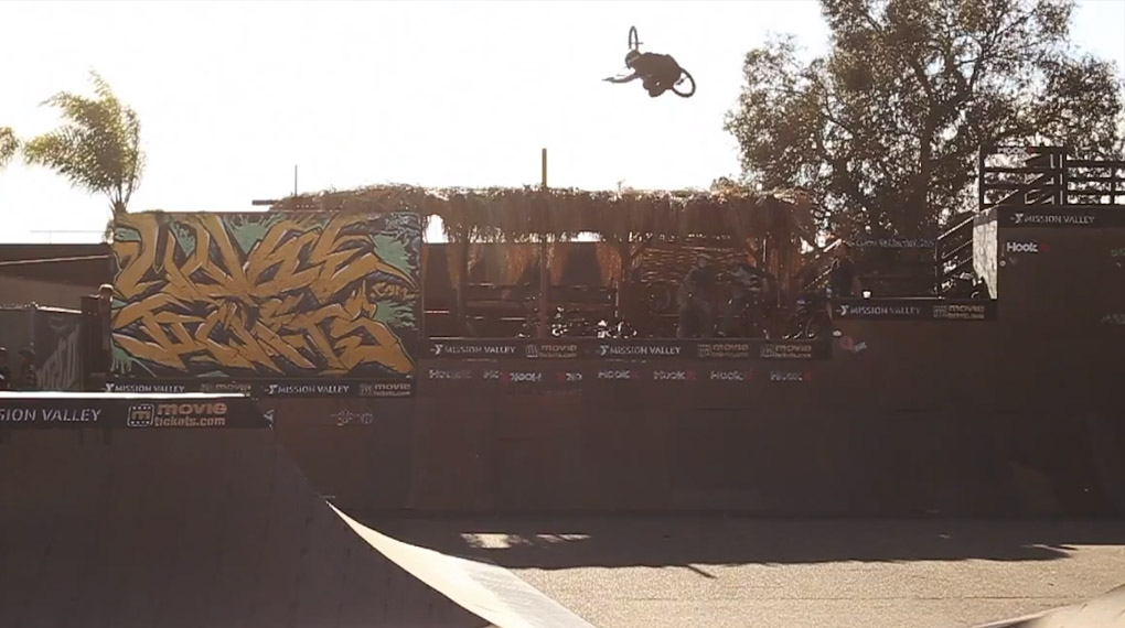 BOOST! Larry Edgar hat für Locals Only Brand ein paar Knallerclips im Mission Valley Skatepark gefilmt. Die Ausbeute gibt es hier zu sehen.