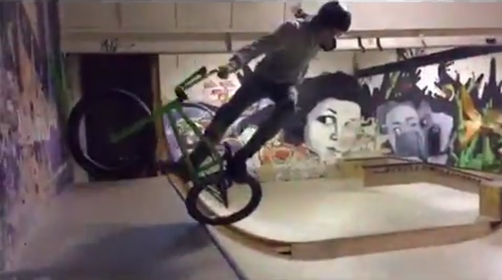 Max Hildebrand hat seine besten Lieblingsclips des Jahres 2015 zu einem sehenswerten Best-of-Instagram-Video zusammengefasst. Check it out!