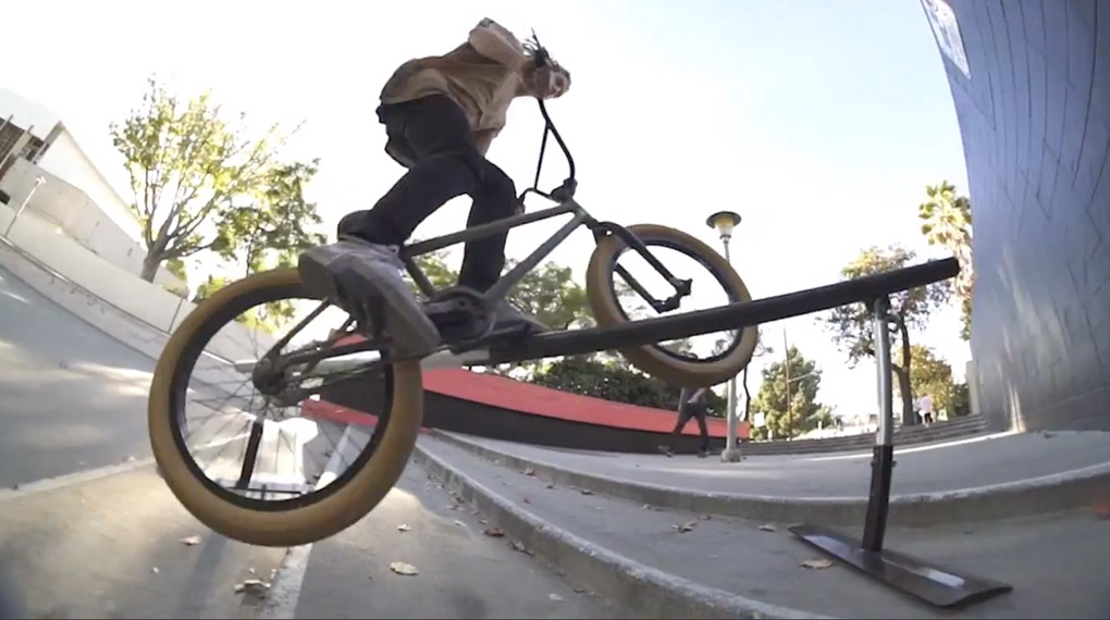 Nach Subrosa steigt nun auch S&M Bikes in den Markt für transportable Flatrails ein. Was es mit der Slidepipe auf sich hat, erfährst du hier.