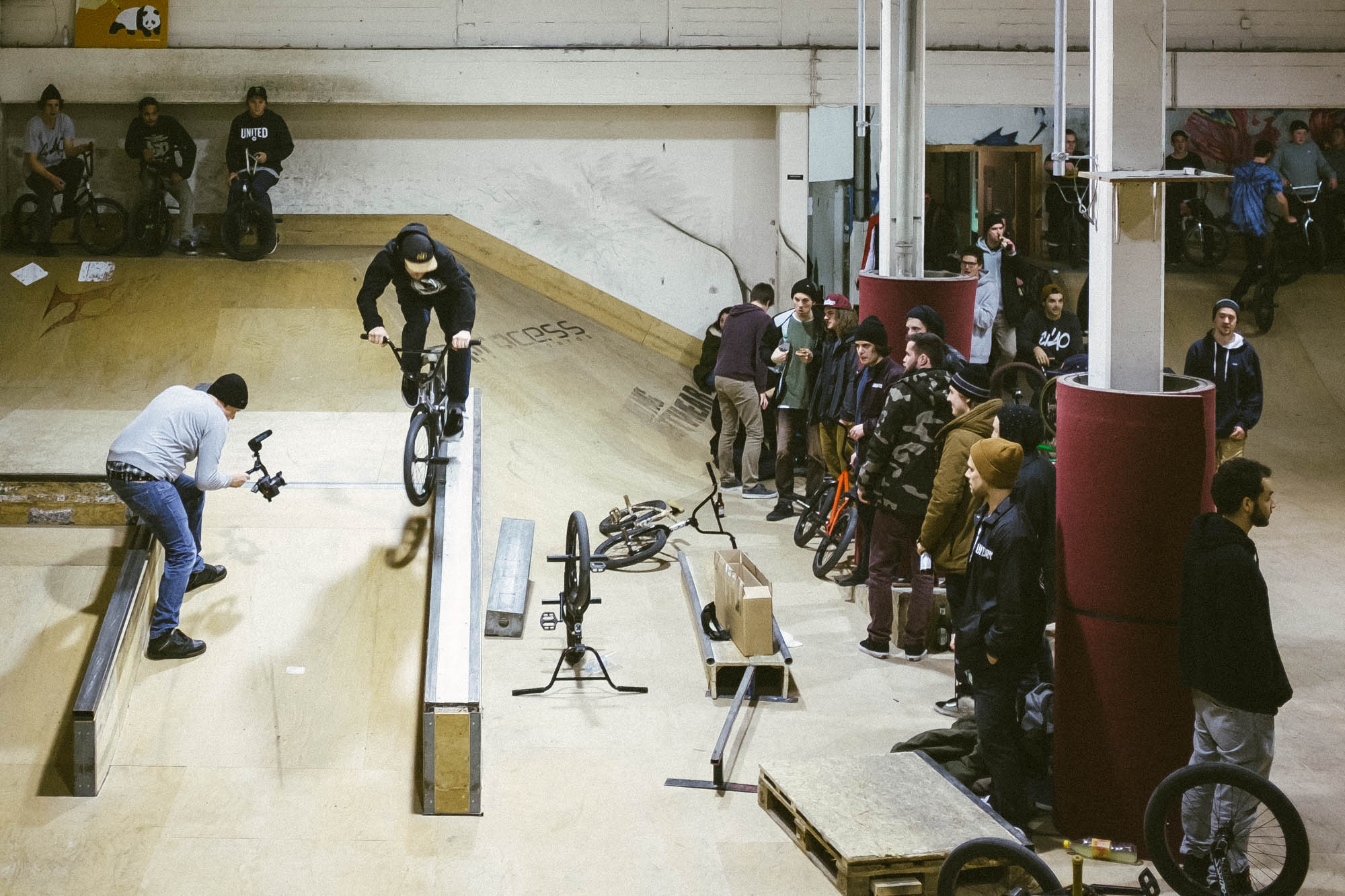 Fabian Bader auf dem Ciao Jam in der Skatehalle Wiesbaden