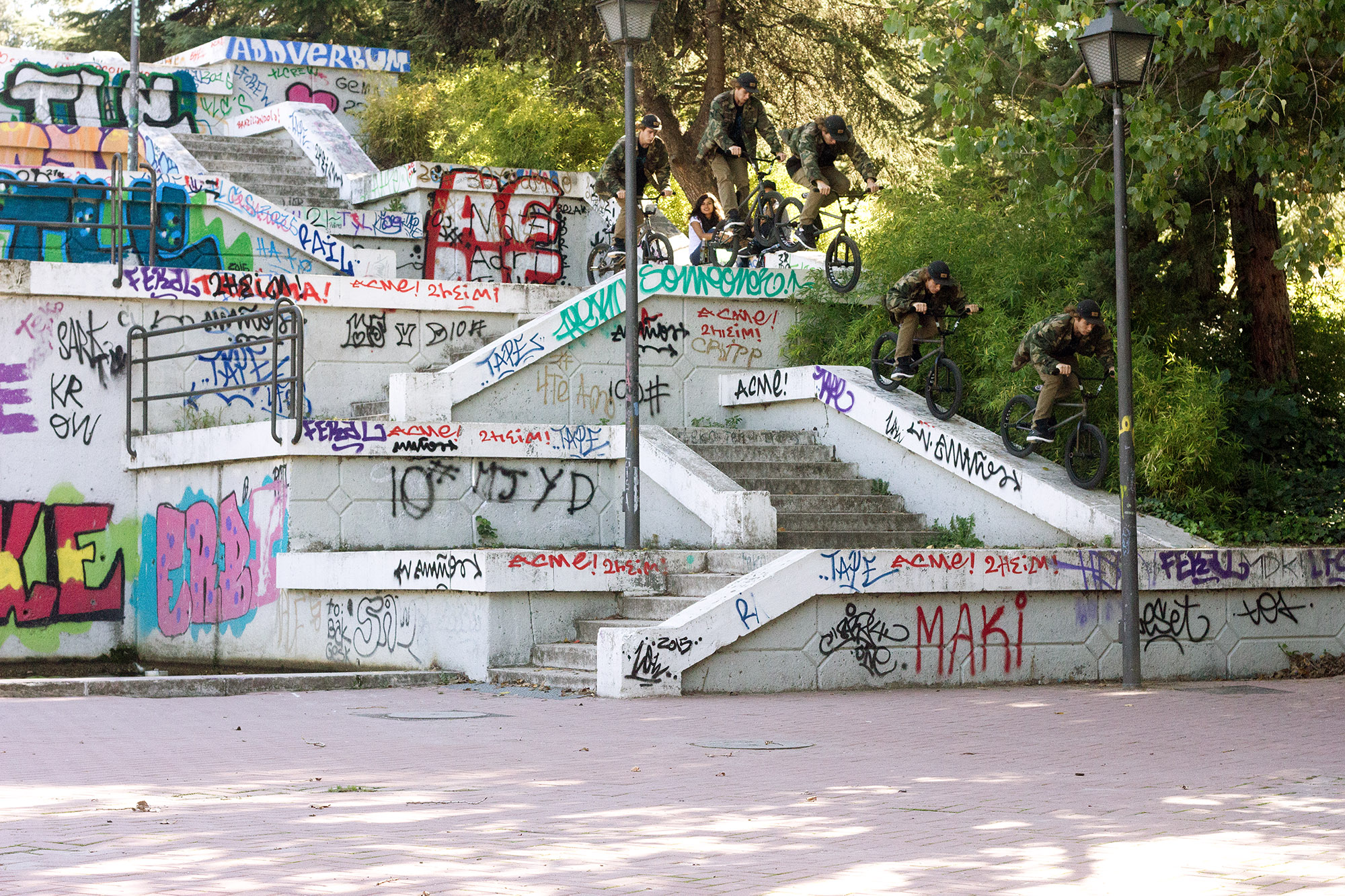 James Curry, Bunnyhop in die Ledge; Foto: Jamie Cameron