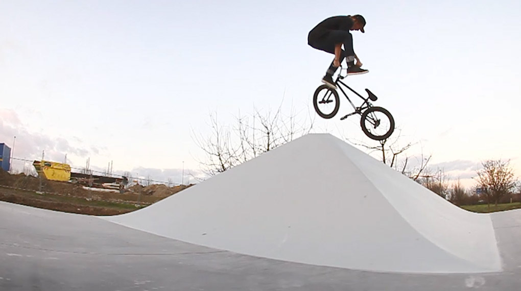 Die Ciao Crew hat für uns den neuen Betonpark in Frankfurt-Kalbach auf seine Freshness überprüft. Mehr dazu in diesem Video.