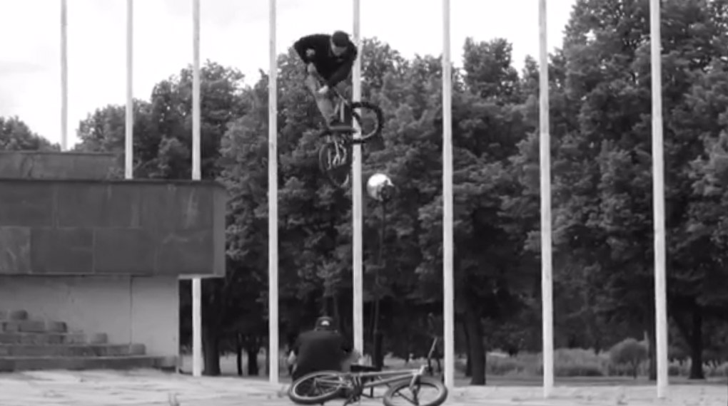 Ed Zunda gibt in seiner Section auf dem 