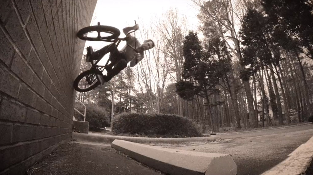 Jibs vom Feinsten zu Musik aus Fahrgeräuschen: Dan Foley hat sich für die 2. Folge der 