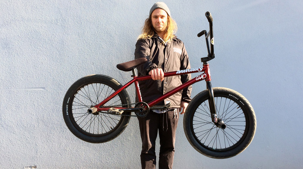 Wo ist das verliebte Emoji, wenn man es braucht? Lukas Häusler hat sich einen Soundwave von Sunday Bikes zusammengebaut. Mehr dazu in unserem Bikecheck.