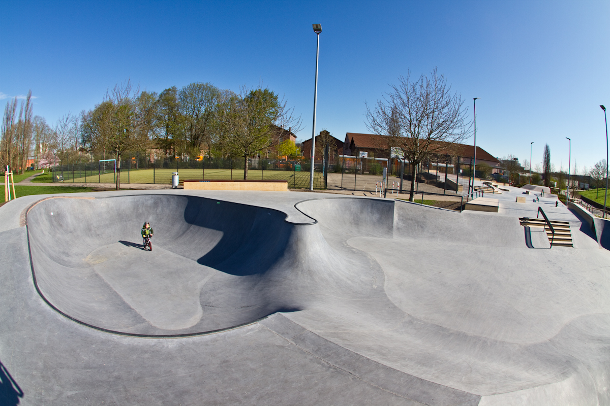 Bowl- uns Streetarea im Skatepark Karlsruhe auf einen Blick