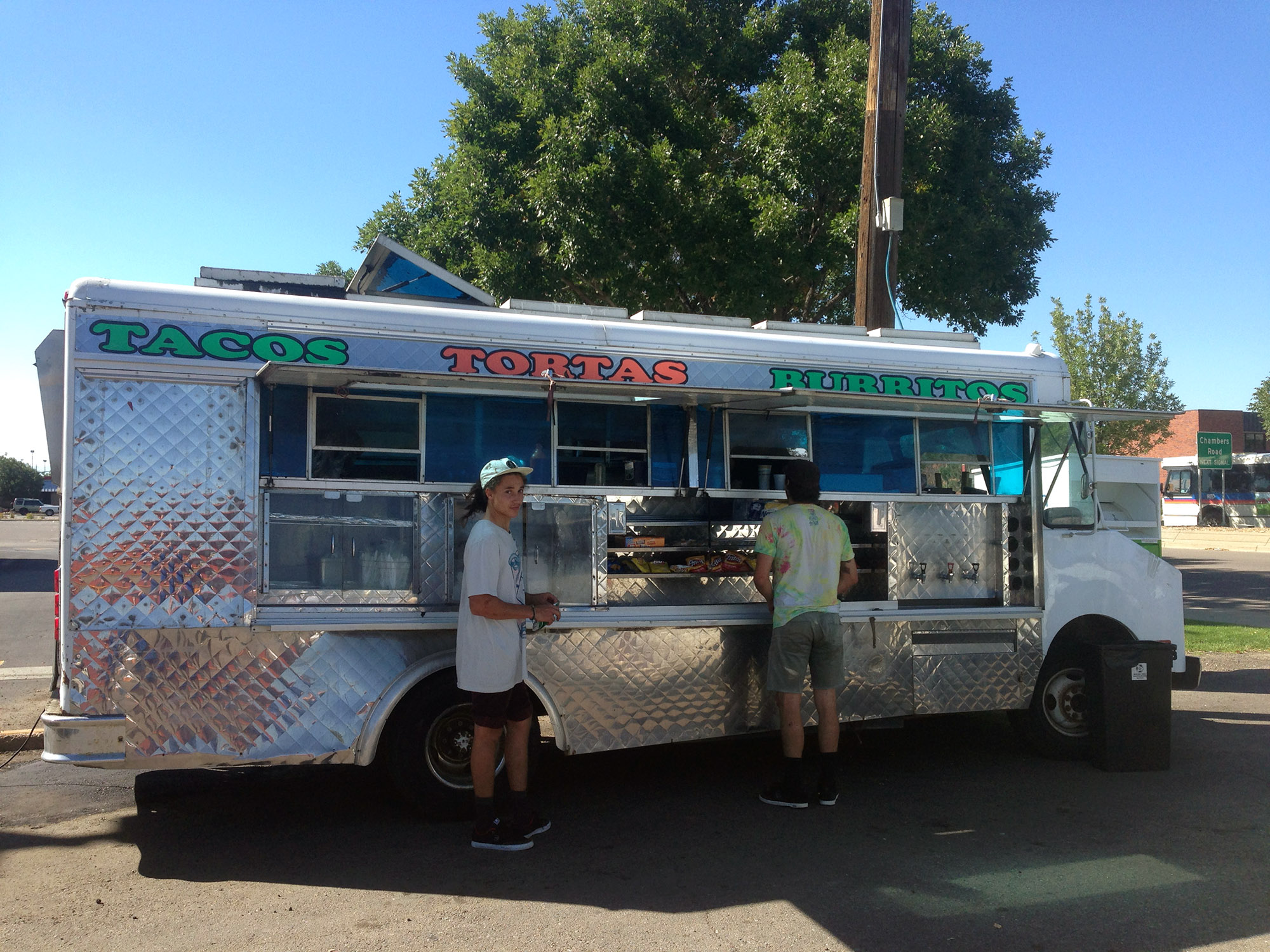 Harry Mills-Wakley und Geoff Slattery in Denver, September 2014