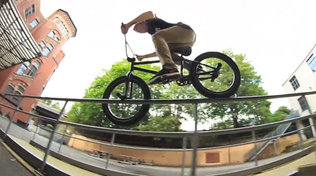 Second Stage Game 100: Fernando Laczko dreht für die Ciao Crew auf den Straßen von Frankfurt, Köln und Spanien frei. So feurig, so gut!