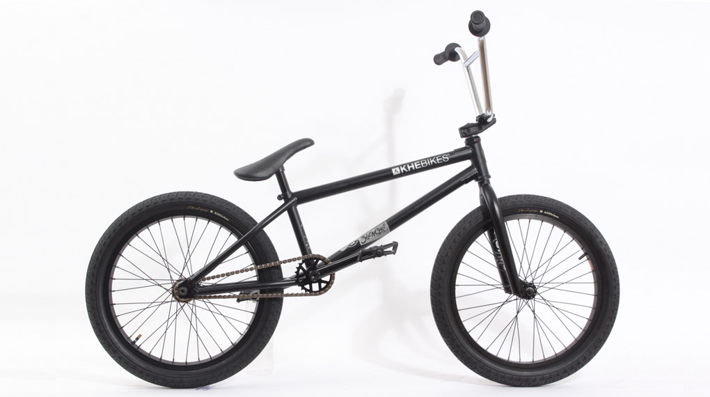 KHEbikes meldet sich mit neuen Kompleträdern, neuen Teamfahrern und einer neuen Webseite im Biz zurück.