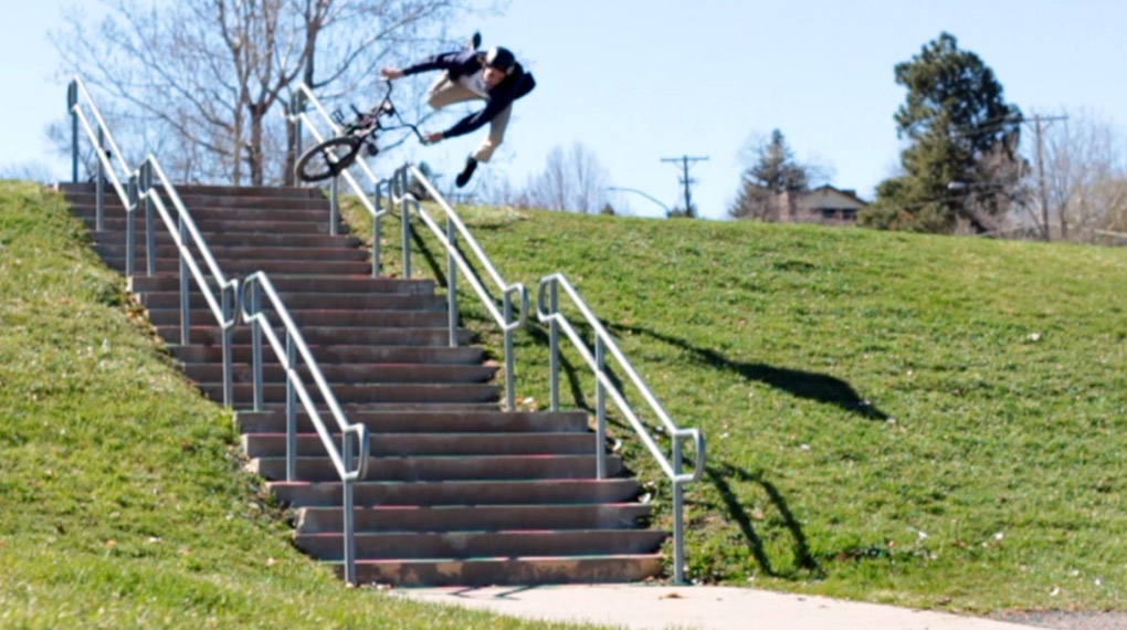 Rob DiQuattro hat sich mit einem Triple Kinked Handrail der aller fiesesten Sorte angelegt. Wie der Battle ausgegangen ist, erfährst du hier.
