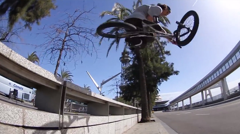 Drei Videos aus Barcelona, die du nicht verpassen solltest! Gib dir Simone Barraco, die KSZHLE Crew aus Karlsruhe und die Eskapaden der Stuttgart-Homies.