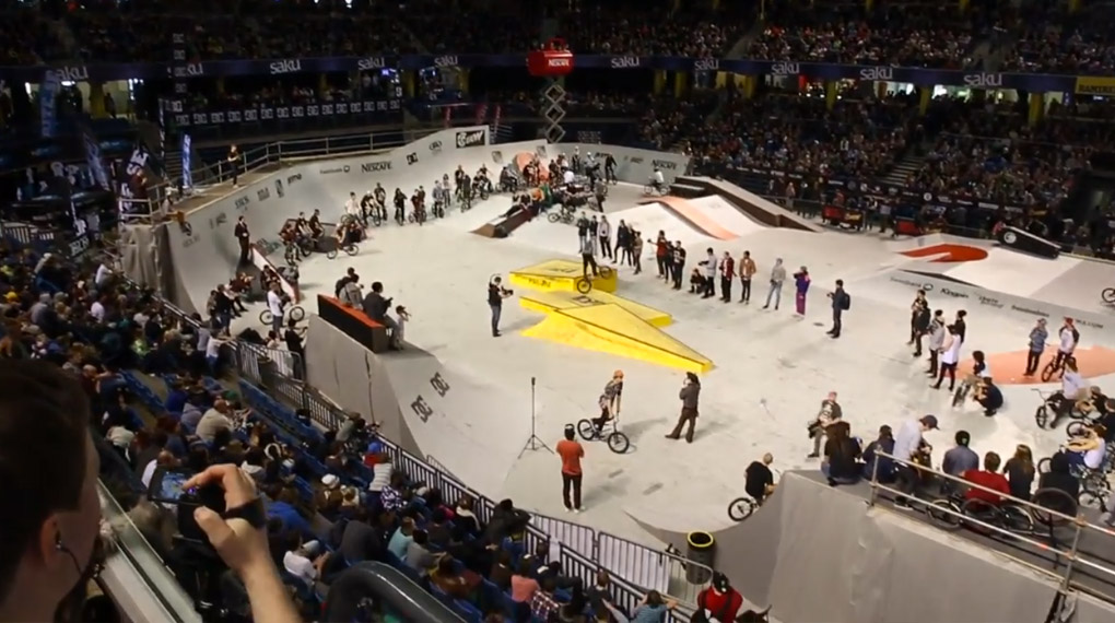 Die Highlights des BMX-Contests auf der Simple Session 2013 plus Interviews mit Bruno Hoffmann​, Devon Smillie​, Logan Martin​, Kevin Peraza​ uvm.