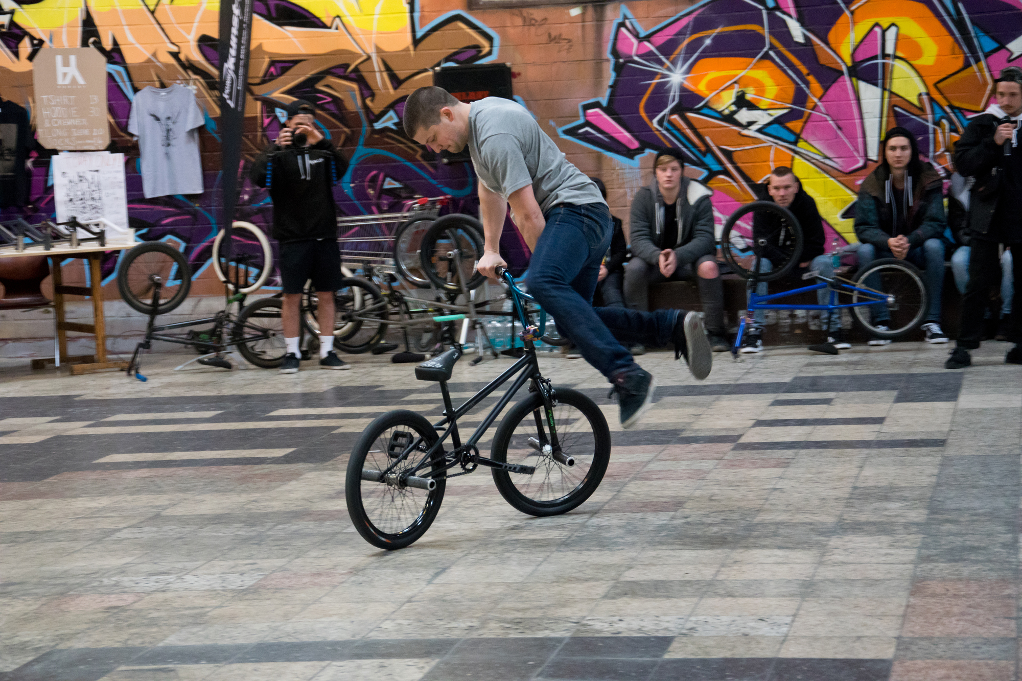 Benny Hill, Boomerang