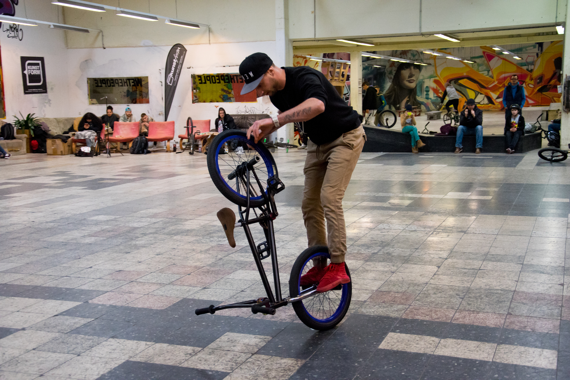 Tobias Müller, Hitchhiker