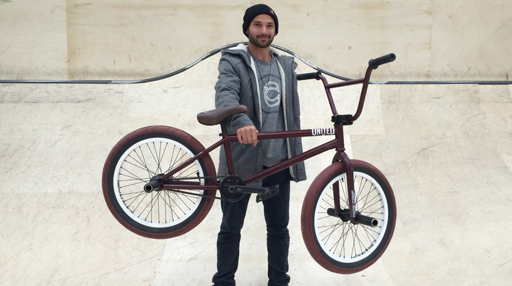 Corey Martinez ist ohne Frage einer der besten BMX-Fahrer aller Zeiten. Wir haben sein Rad für diesen Bikecheck einmal genauer unter die Lupe genommen.