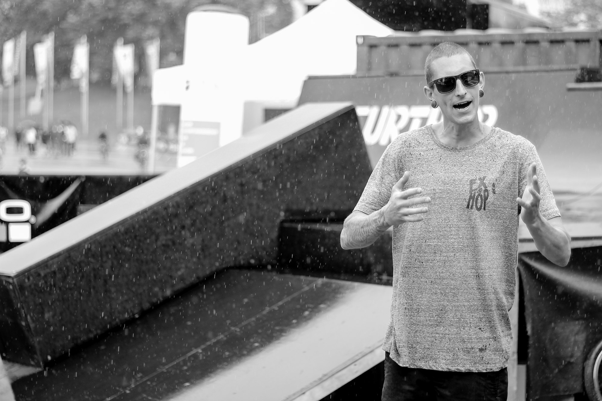 Singing in the rain: Alex Kusch