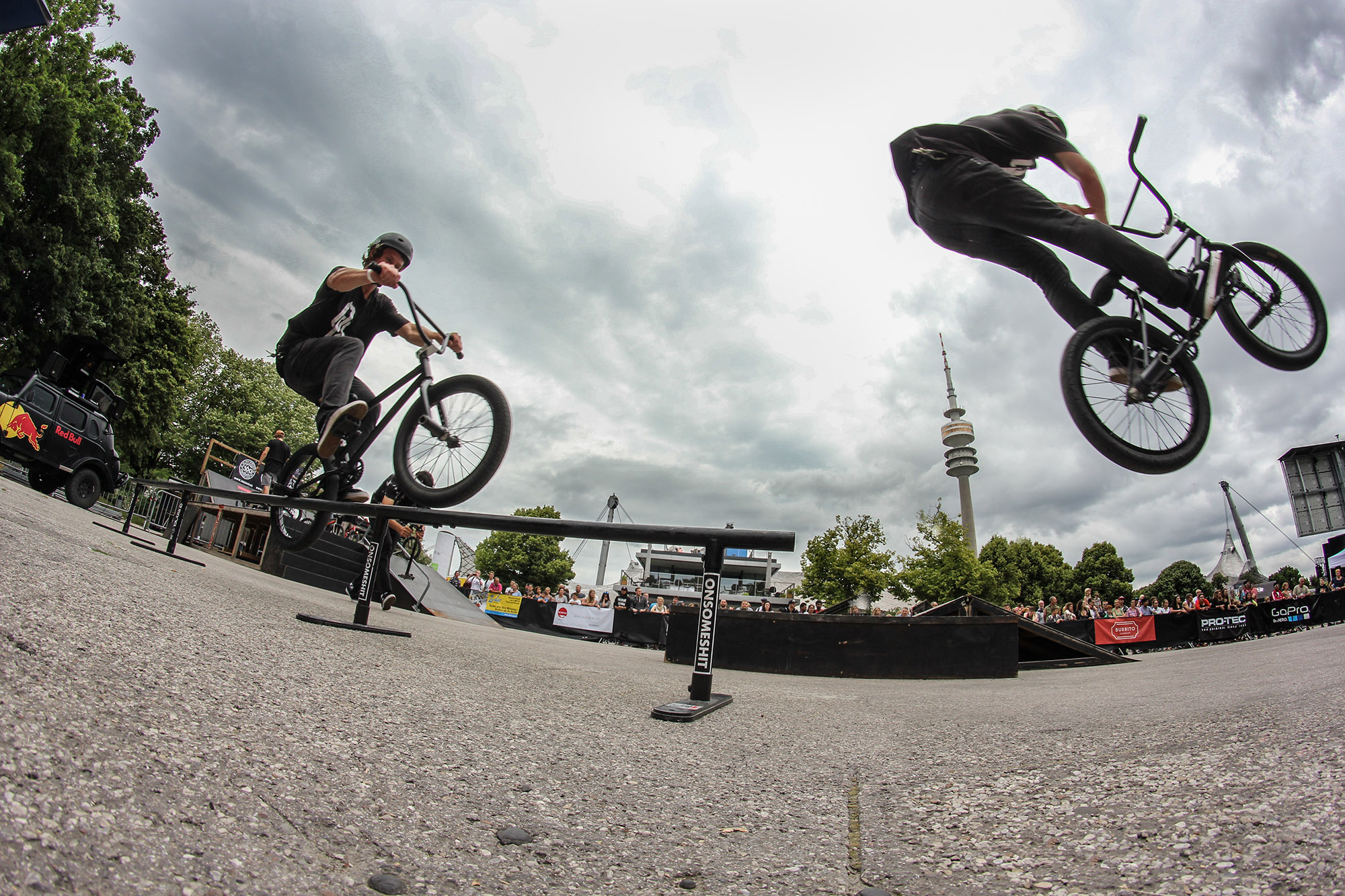 David Glöckler, Ice to Bars