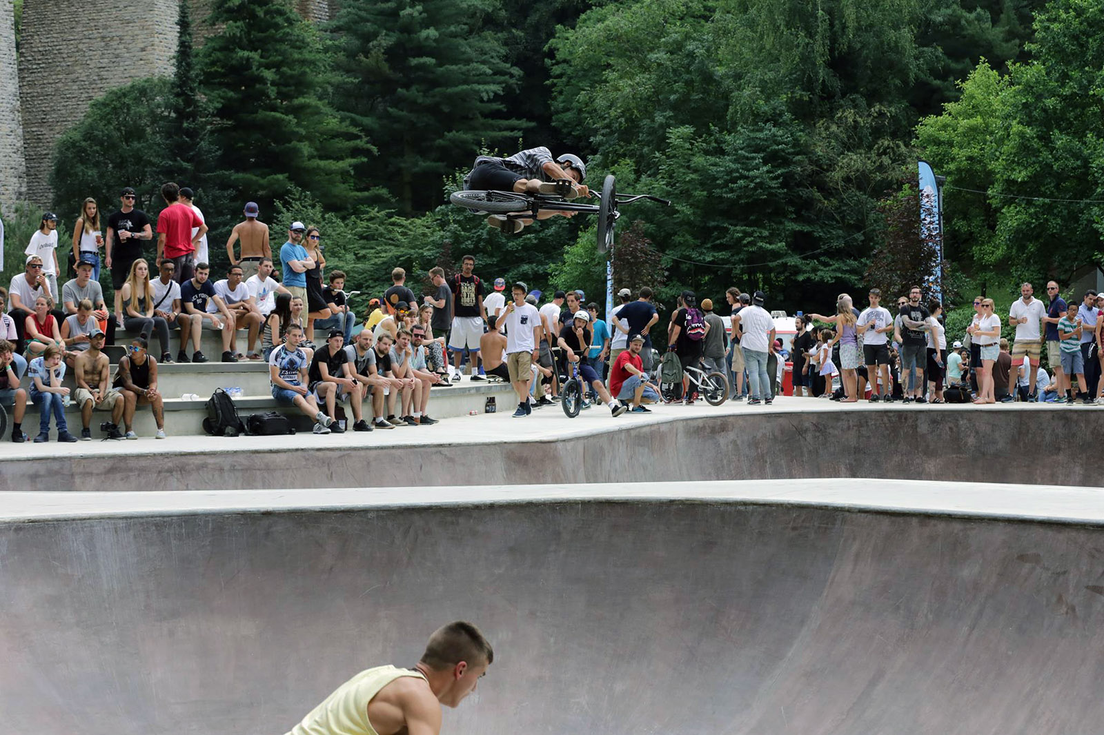 Luxemburg-Local Luca Davelli mit einem dickem Toboggan im großen Bowl