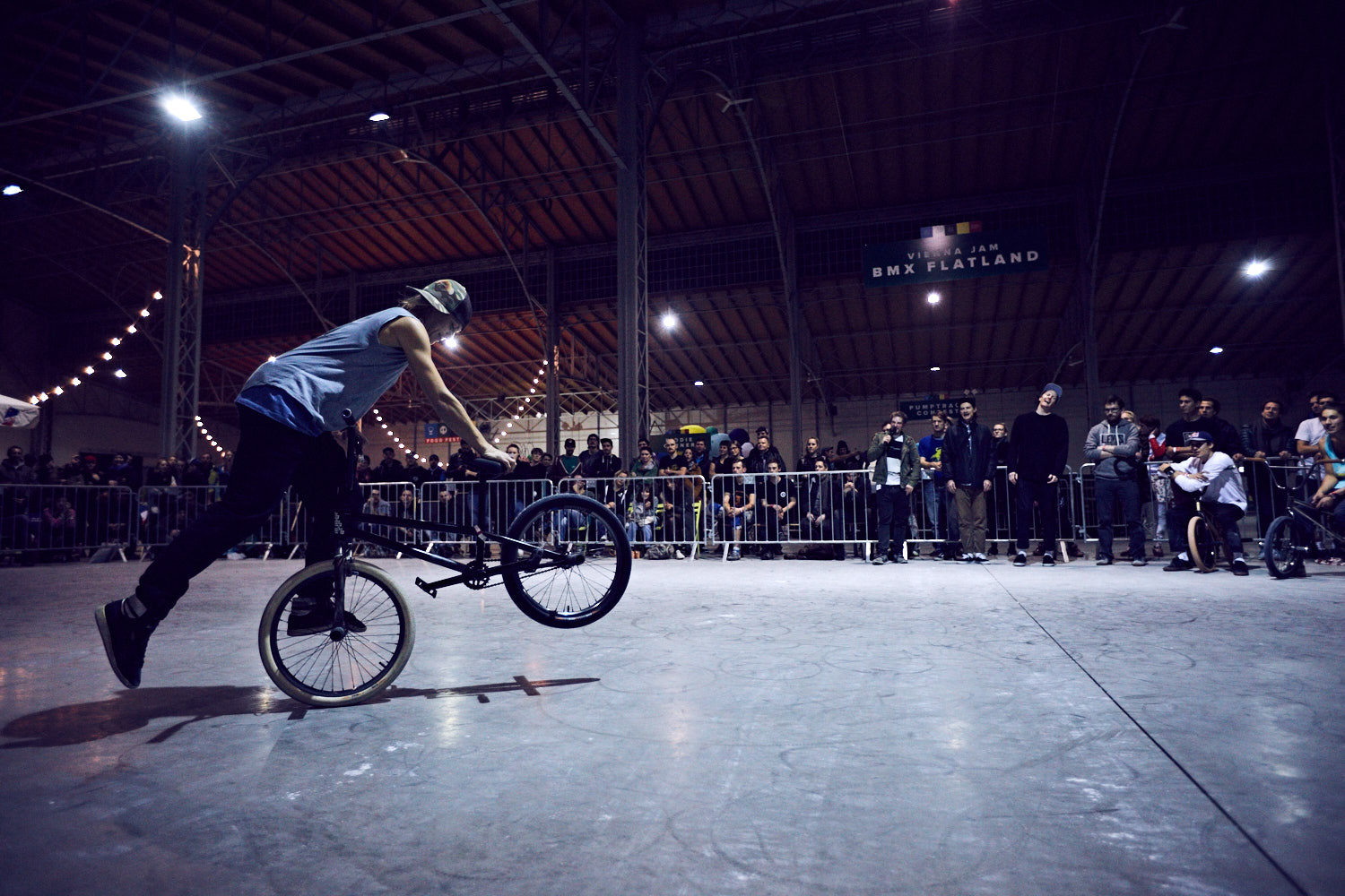 Irina Sadovnik beim Vienna Flatland Jam auf der Wiener Fahrradschau 2016