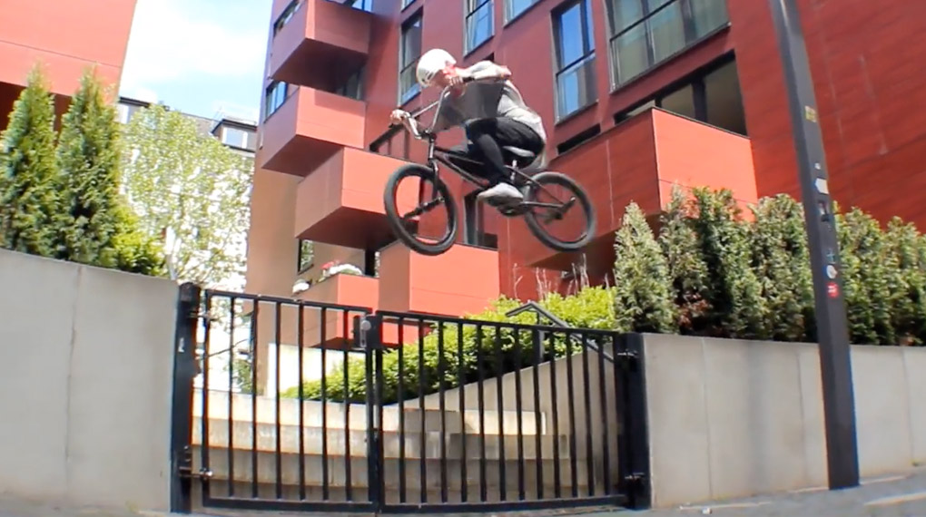 Grindsport aus Hamburg-Ciddy: In diesem Leservideo treibt der 18jährige Timm Hayek sein Unwesen auf den Straßen der Hansestadt.