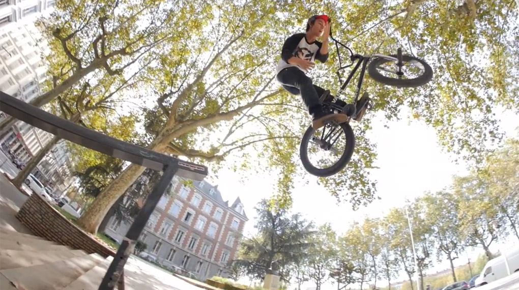 Liberté! Dan Lacey, Bruno Hoffmann, Anthony Perrin und James Cunningham haben für Federal Bikes elf Tage lang die Straßen von Lyon unsicher gemacht.