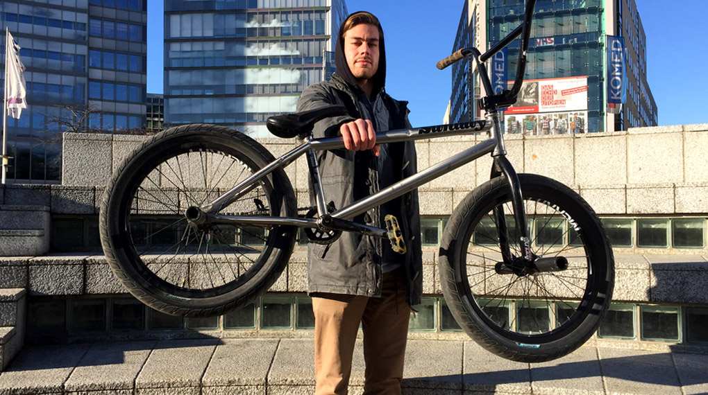 Robin Heiderich fährt über SIBMX für Sunday Bikes und Merritt BMX. In diesem Bikecheck schauen wir uns das Rad des Kölner Grindsportlers mal genauer an.