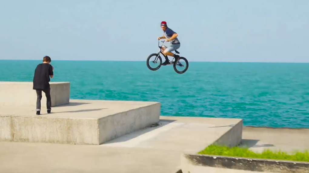 Wenn man sich seinen Part auf der "Grow Up"-DVD anguckt, versteht man leicht, warum Brett Silva ins Pro-Team von Sunday Bikes befördert wurde.